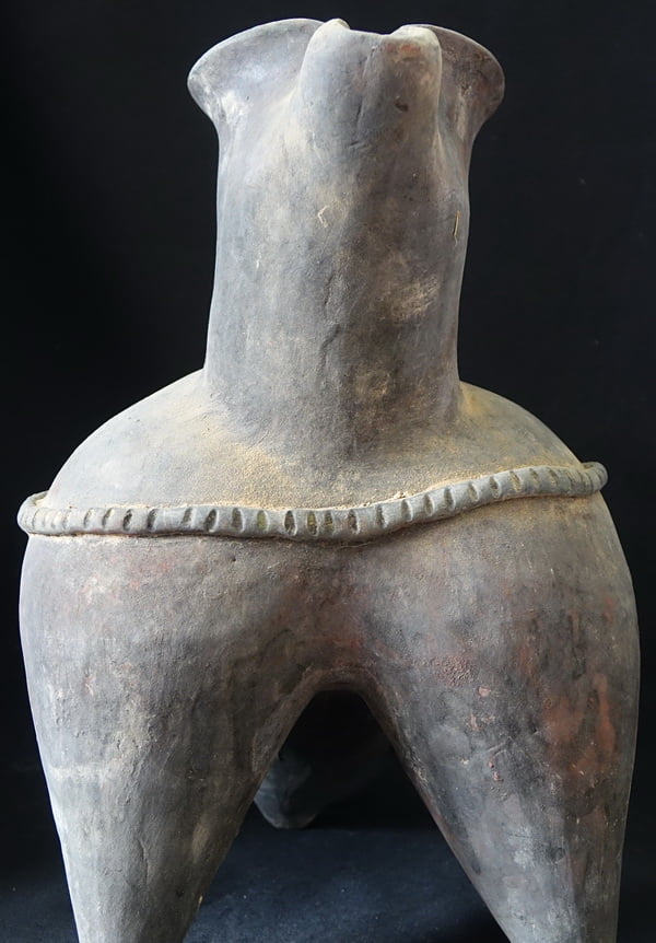Front view Chinese Shang Dynasty Neolithic Tripod Vessel
