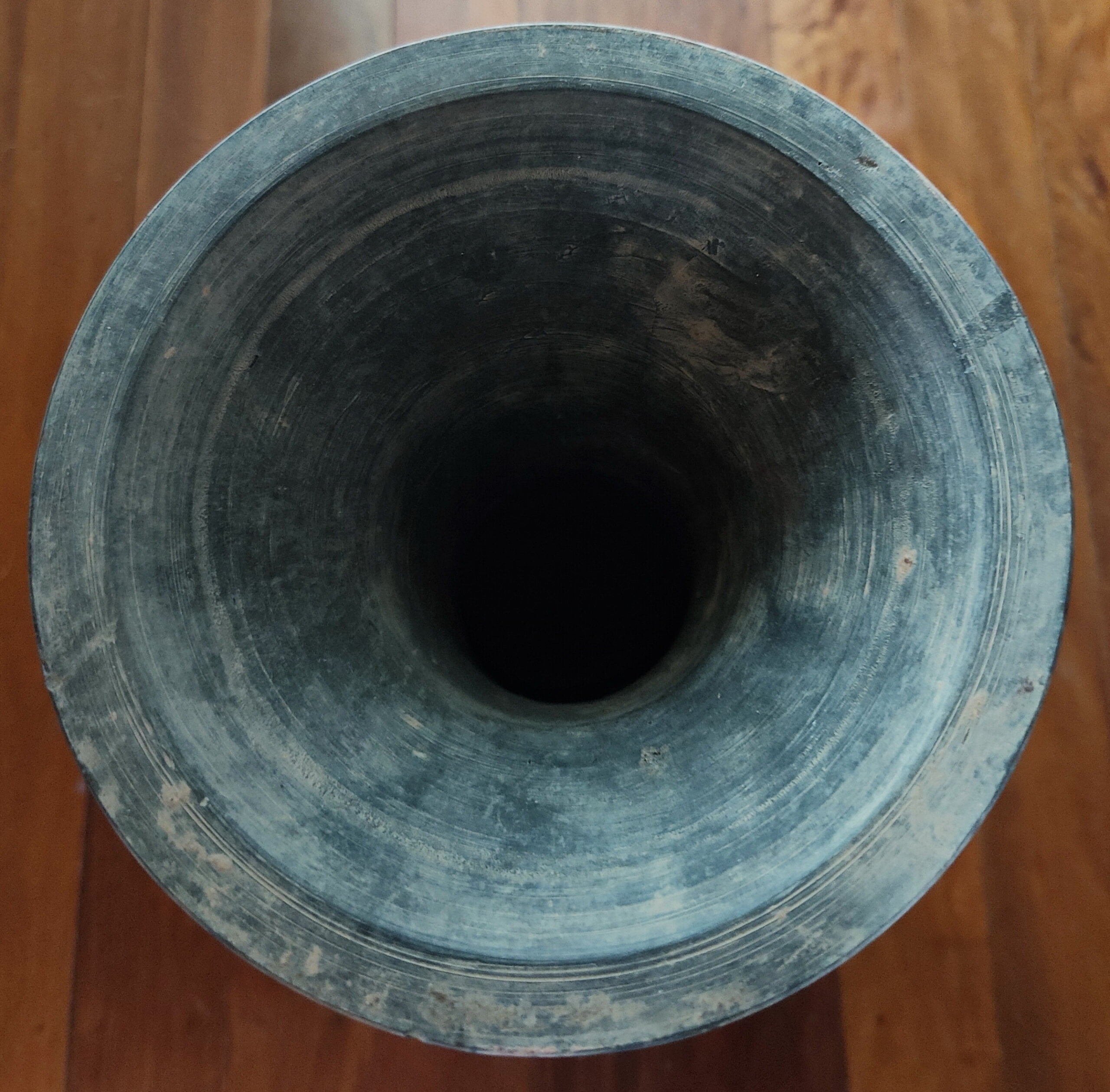 Top view Mouth Rim of Han Dynasty Earthenware Vase