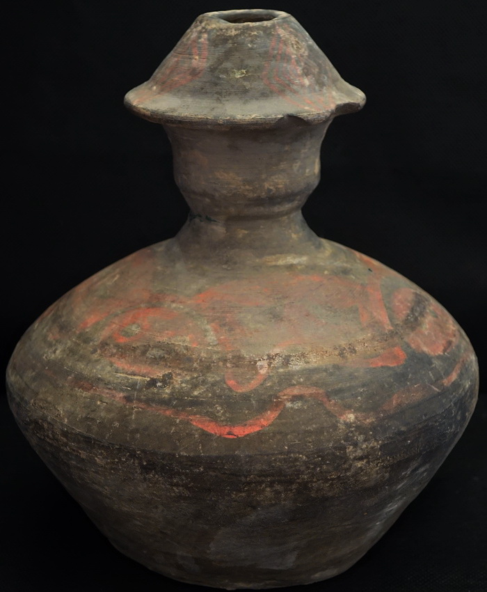 View 2 Chinese Hand Dynasty Vessel Ming qi